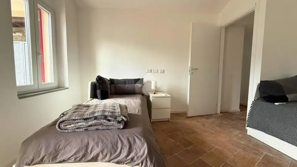 Magamistoad - Rustic Duplex with Terrace in Paratico