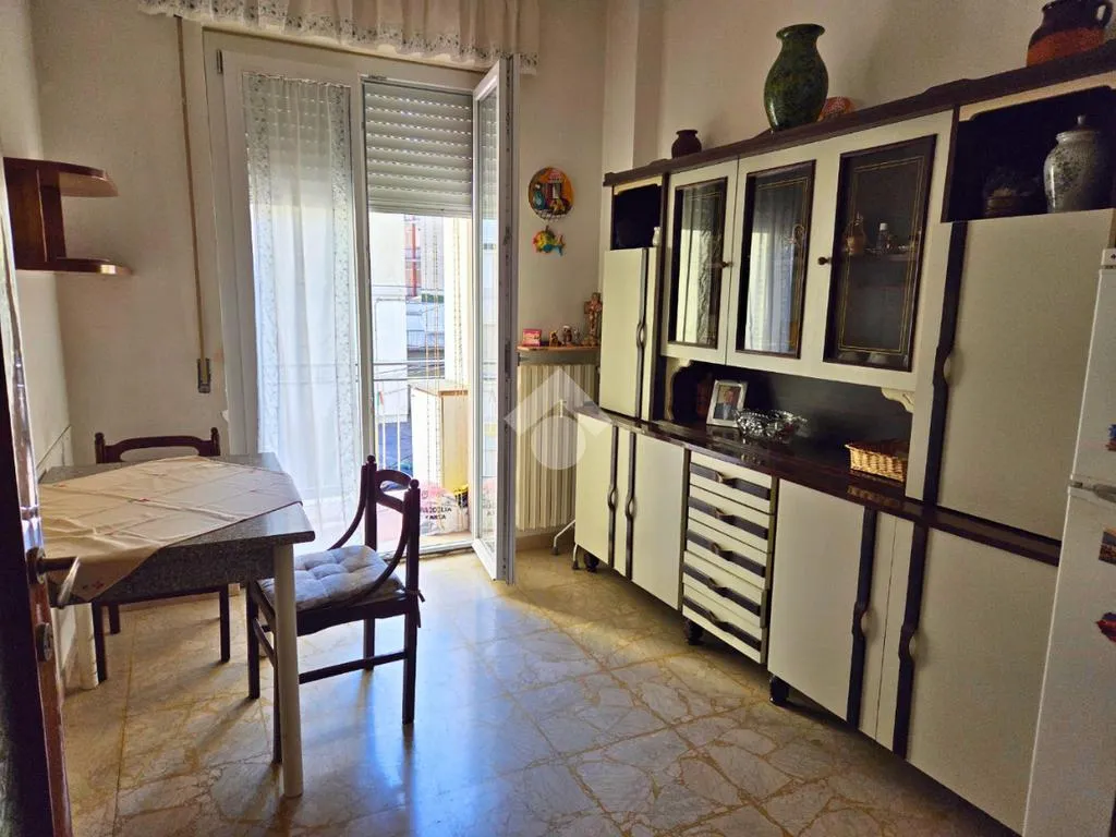 Salle à manger - Appartement 3 pièces à IT