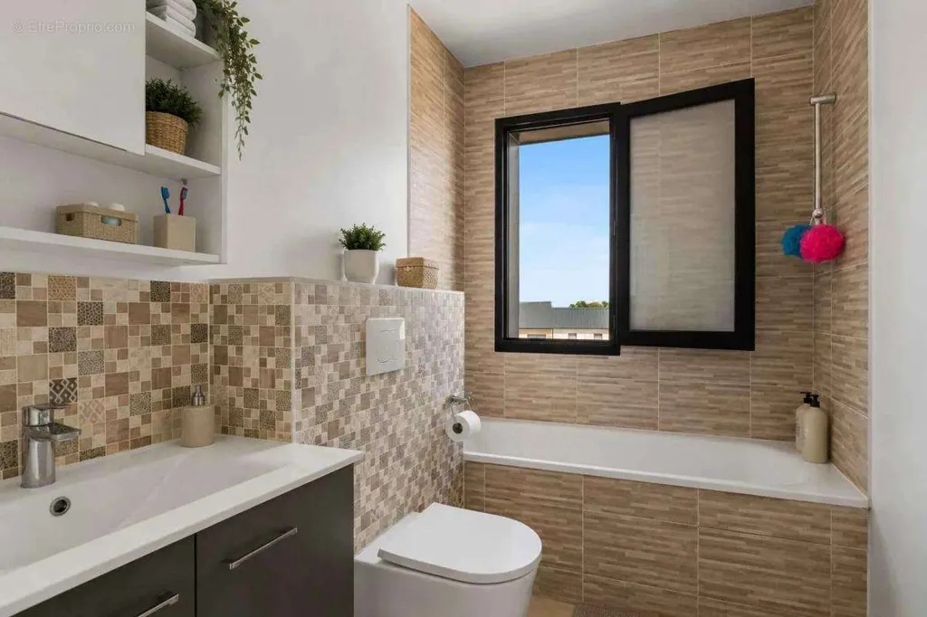 Bagni - Duplex with Three Terraces in Recent Residence