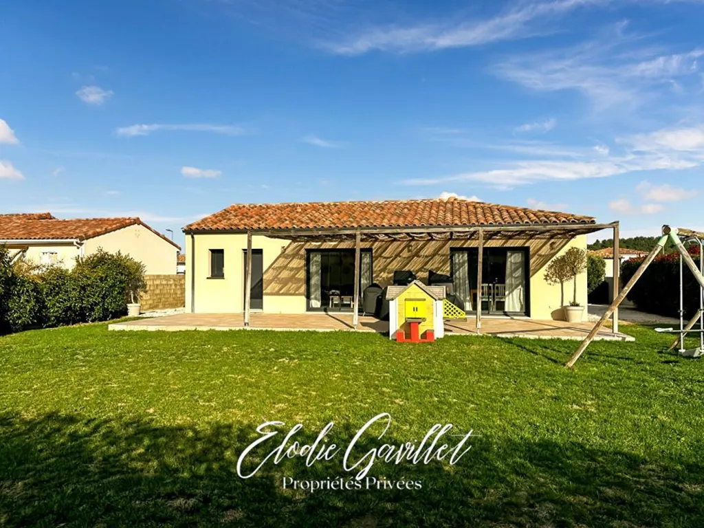 Jardin - Villa Moderne avec Jardin à Pennautier