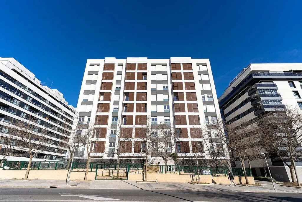 Extérieur - New Flat with Elevator in Planetario Street