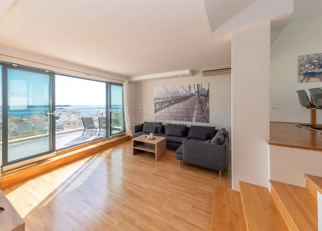 Elutuba - Luxury Apartment with Sea View in Primošten