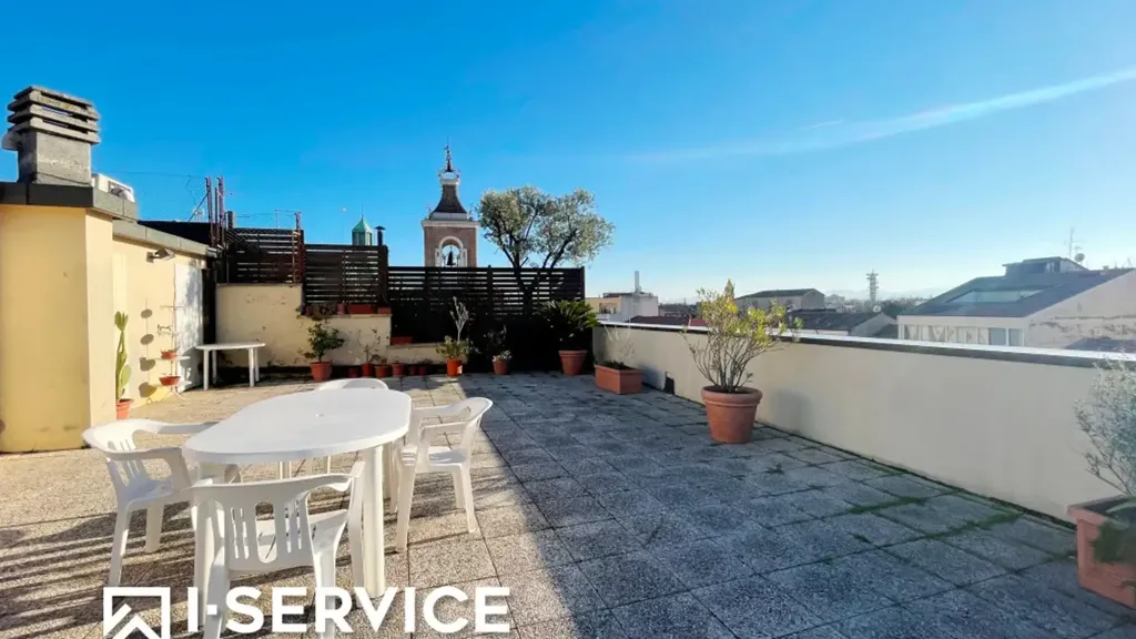 Terrass - Rustic-Style Apartment with Balcony in Rimini