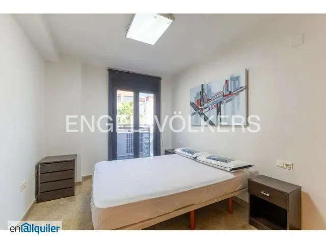 Magamistoad - Apartment with Garage in Russafa–Eixample, Valencia