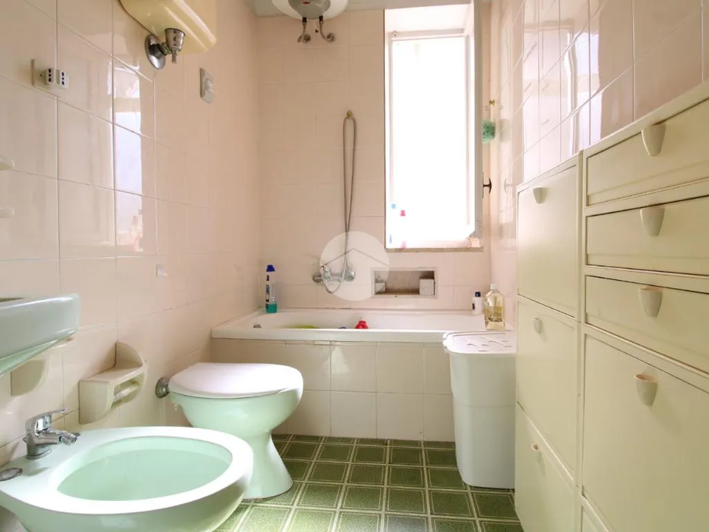 Vannitoad - Three-Bedroom Flat with Veranda in Trapani