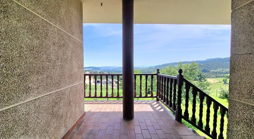 Rõdu - Chalet with Terrace in Reocín