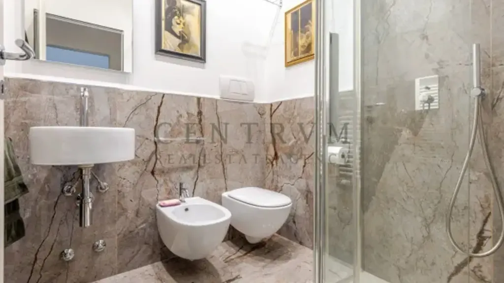 Vannitoad - Elegant Apartment near Arco della Pace, Milan