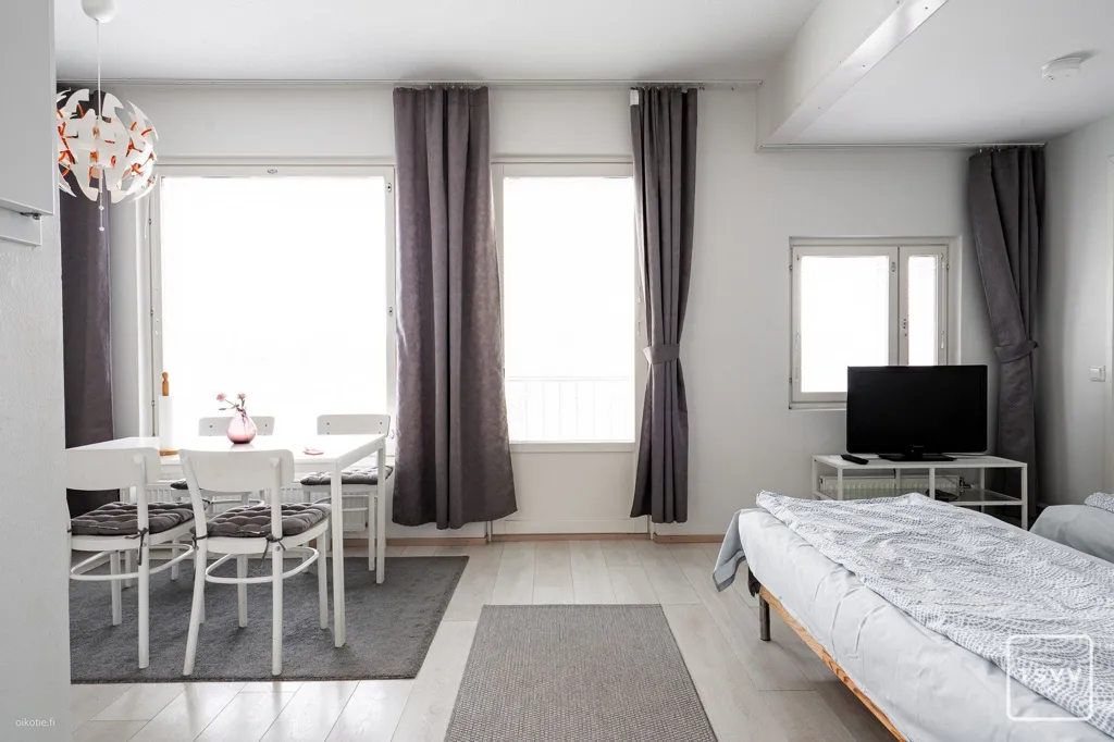 Chambres - Bright Studio with Balcony in Turku City Centre