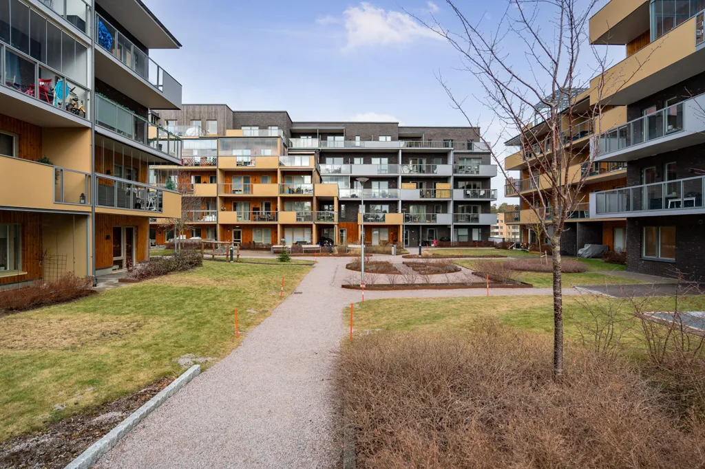 Jardin - Apartment with Balcony in Sävja, Uppsala