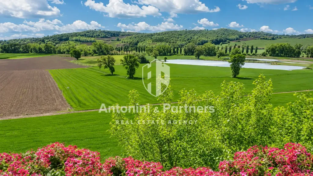 Giardino - Rustic Farmhouse with Pool in Todi