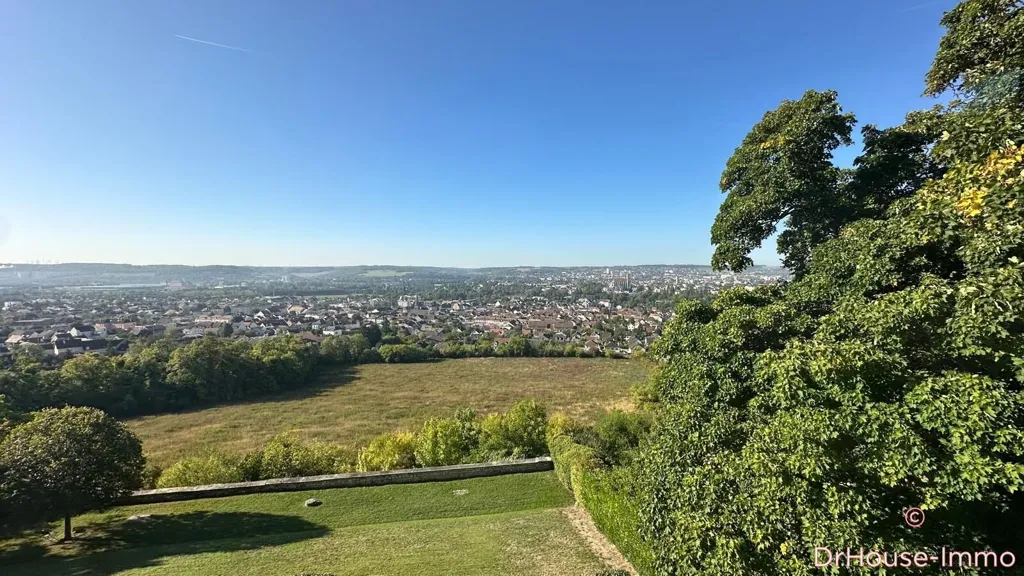 Jardin - Duplex dans Château Historique à Limay