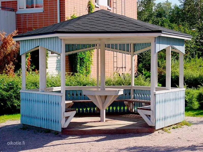 Terrace - Apartment with Balcony in Tapiola, Espoo