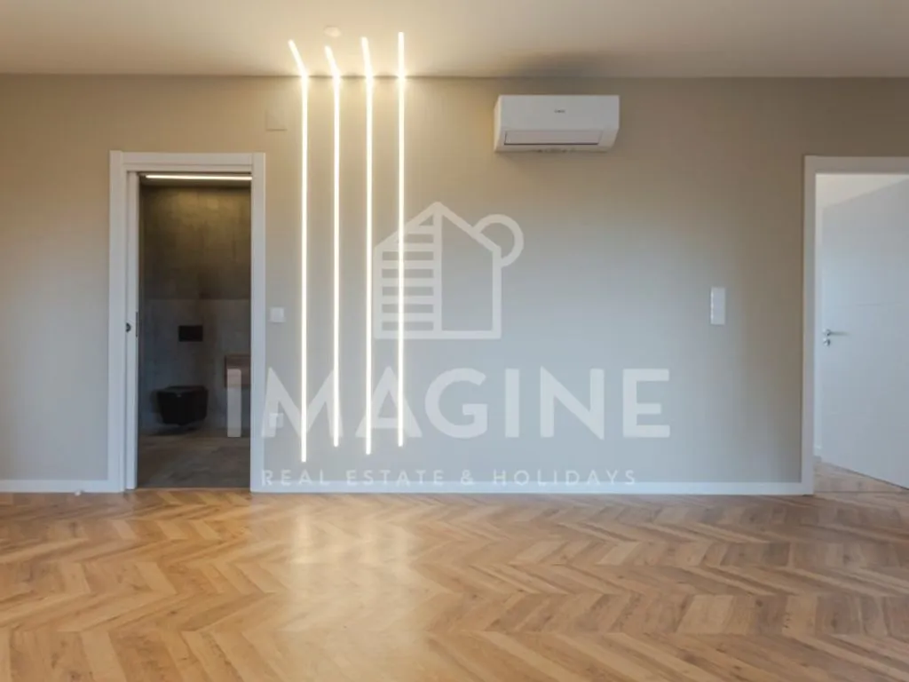Pièces - Luxury Apartment with Central Location in Setúbal