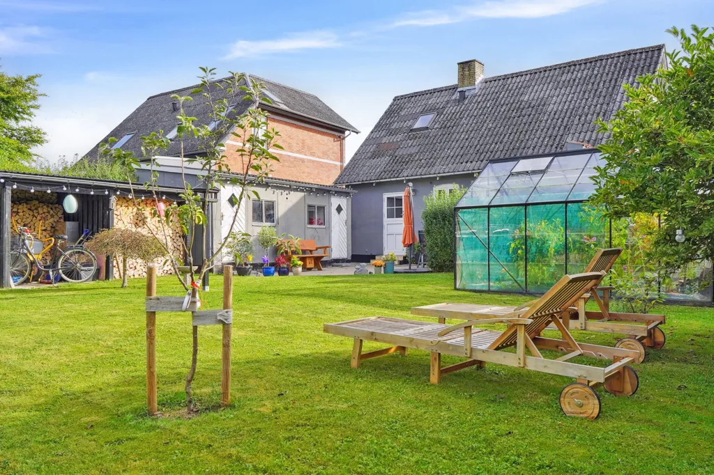 Maison 4 pièces à Hovedgård