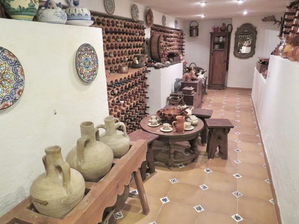Pièces - Luxury House with South-Facing Views in Algete