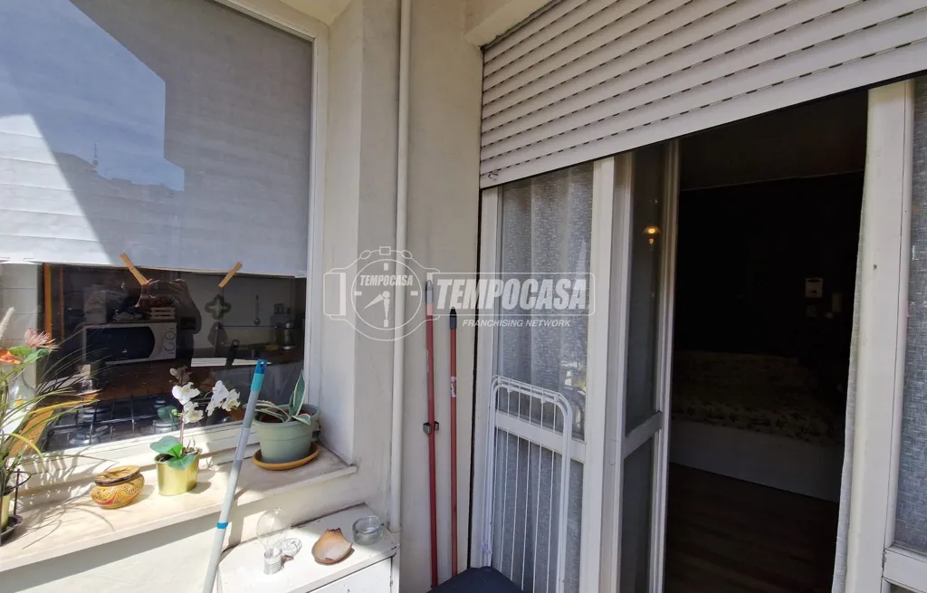 Rõdu - Rearranged Studio with Balcony in Turin