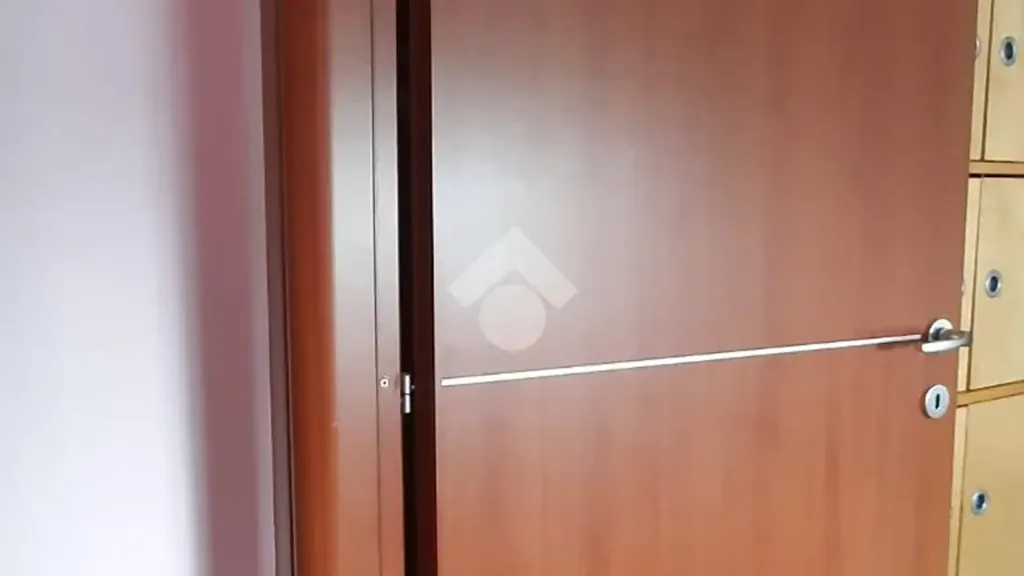 hallway_entrance
