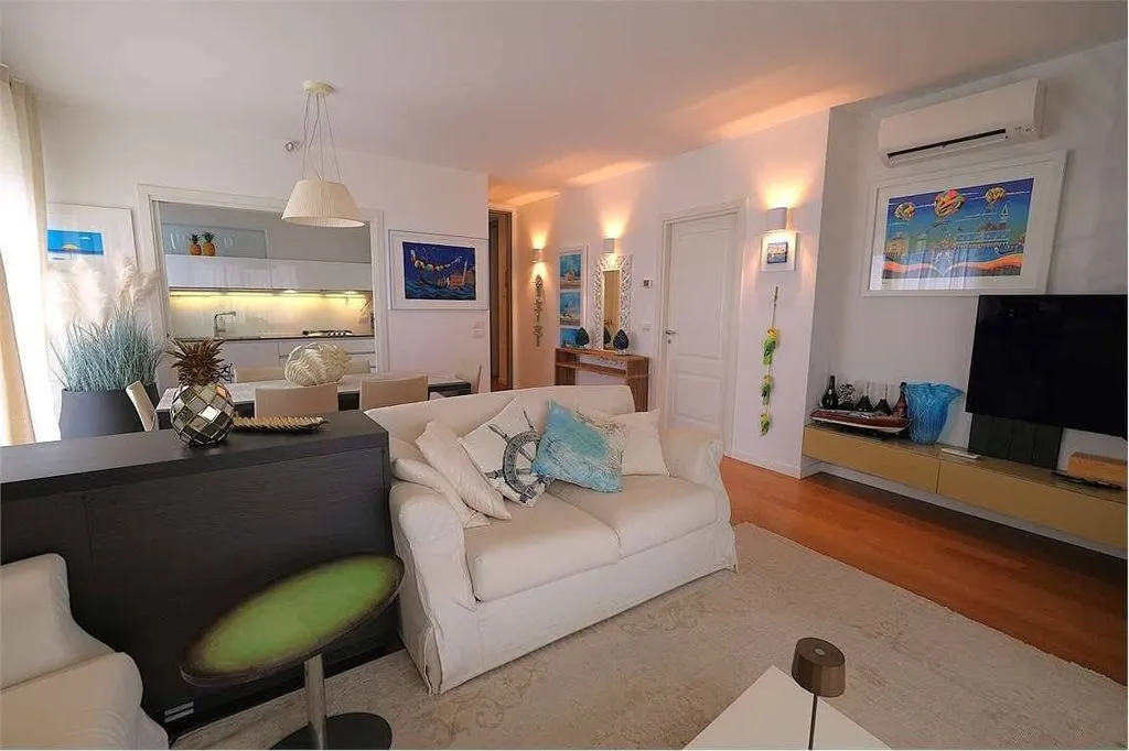 Elutuba - Luxury Penthouse with Sea View in Jesolo
