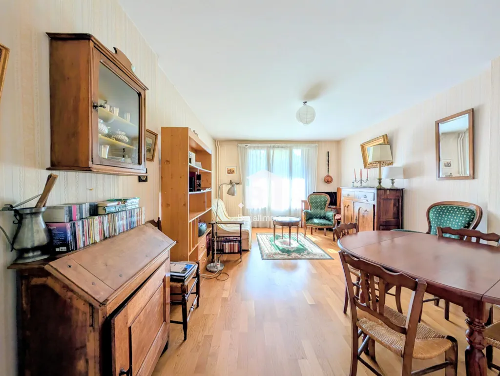 Söögituba - Flat with Balcony in Champaret, Nice