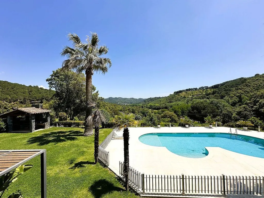Piscine - Luxury House with Panoramic Views in Arenys de Munt