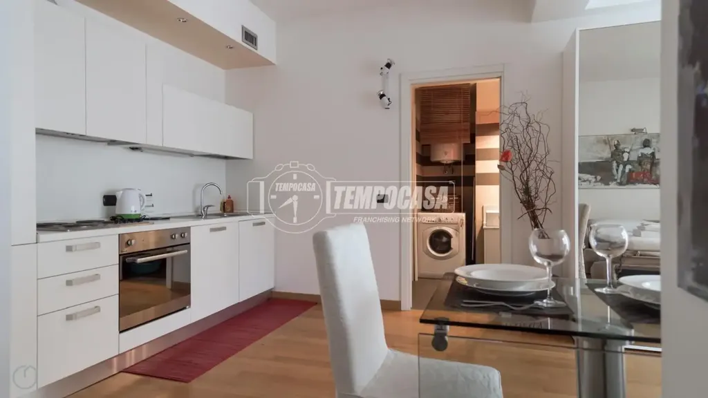 Köök - Rear-Facing Studio with Terrace in Milan
