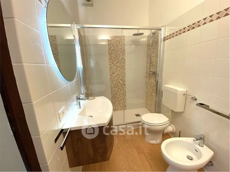Vannitoad - Fully Furnished Flat in Central Novara