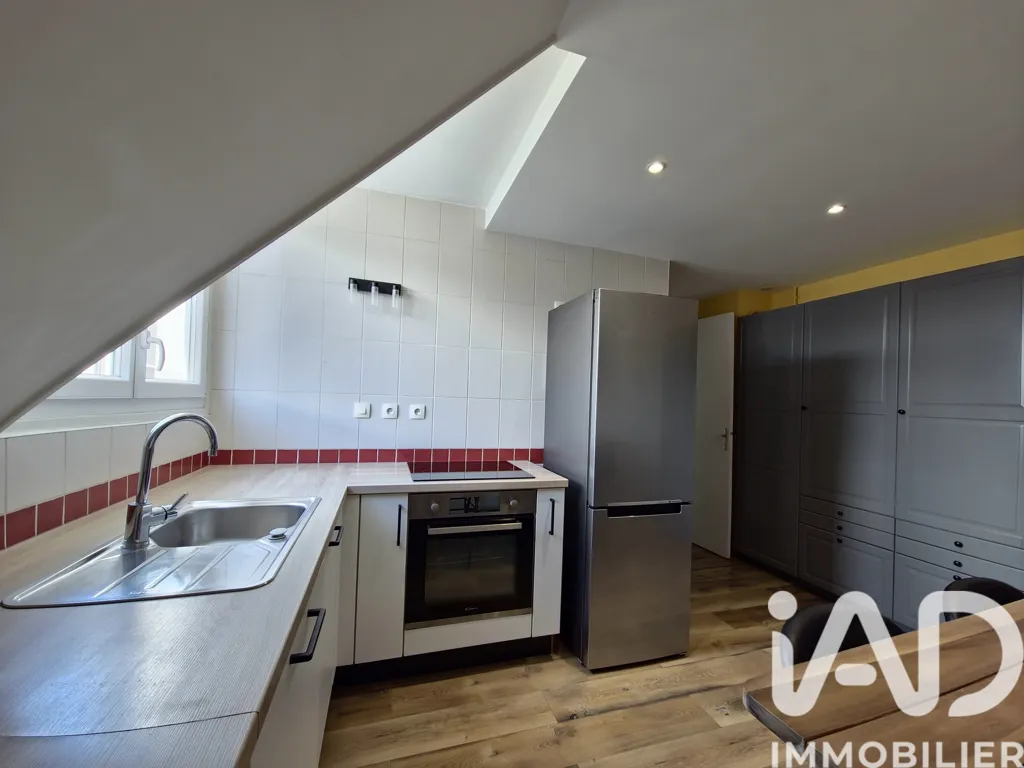 Köök - Renovated 2-Bed Flat with City Centre View in Chambéry