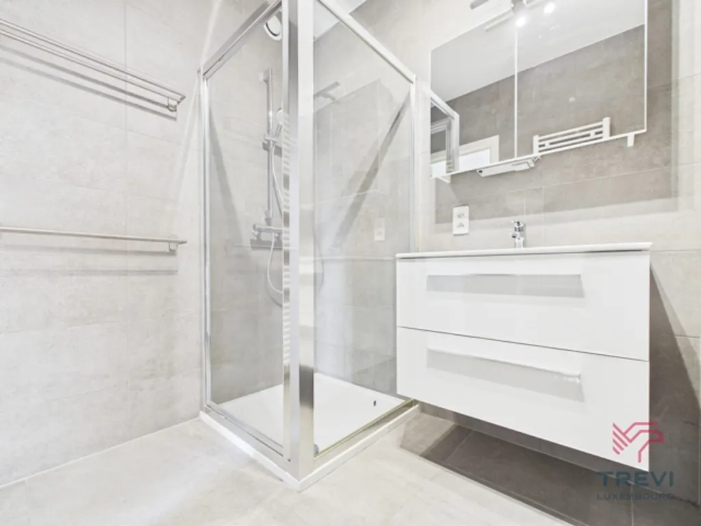 Salles de bain - Appartement 2 Chambres avec Terrasse à Arlon