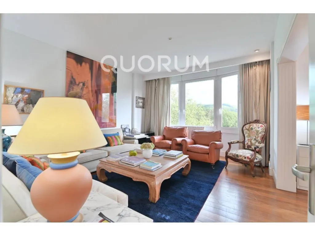 Séjour - Señorial Flat with Park Views in Abando, Bilbao