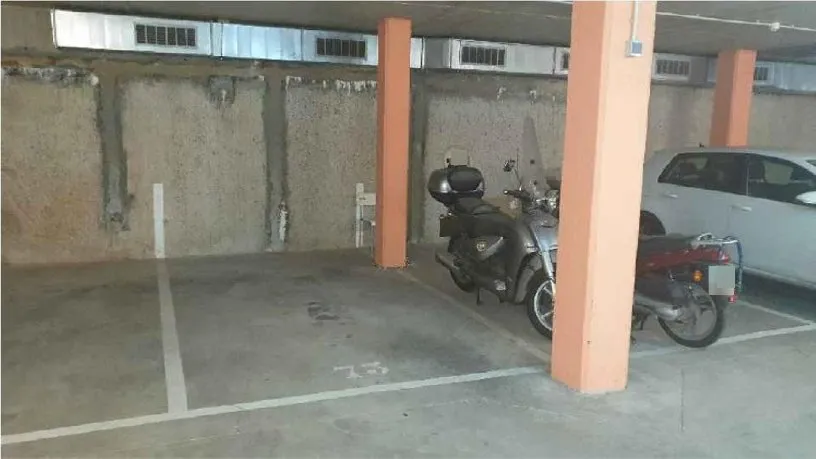 Garaaž - Garage Space in Sant Cugat del Vallès