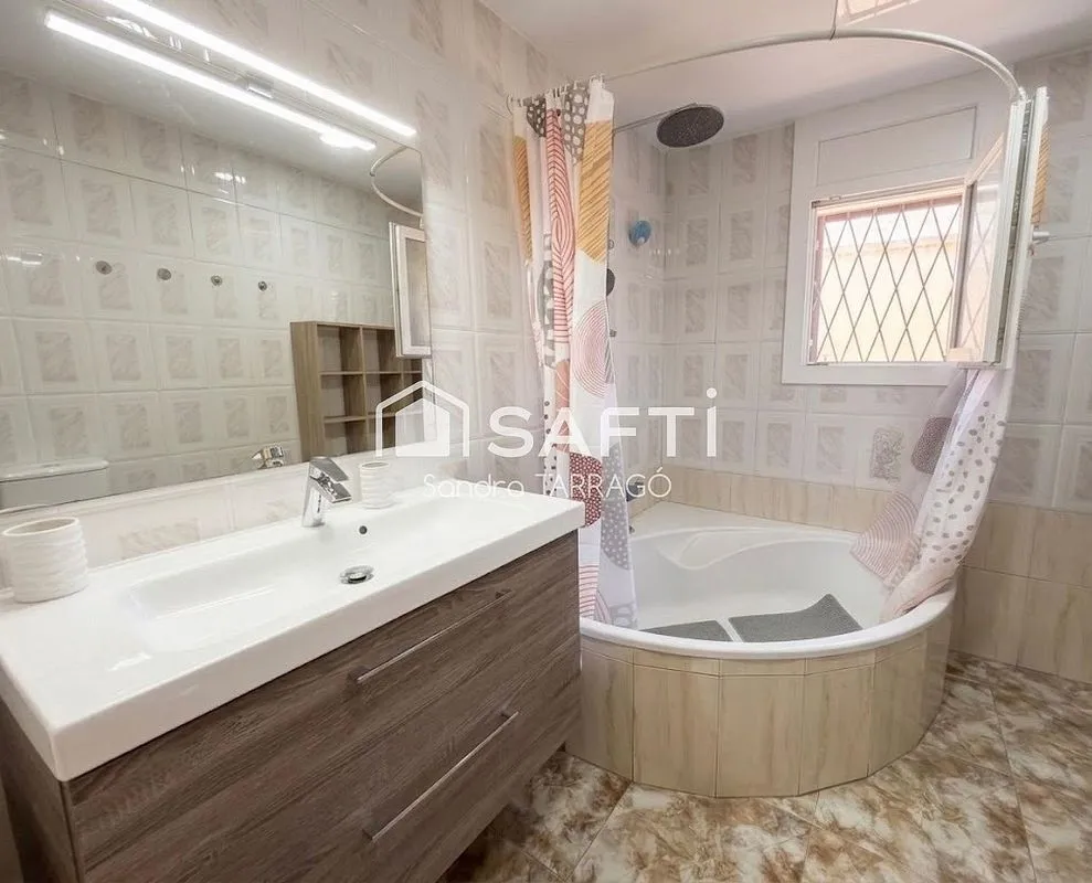 Vannitoad - Family House with Pool in Cunit