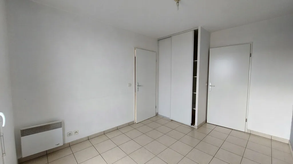 Stanze - 2-Bedroom Flat with Balcony in Melun