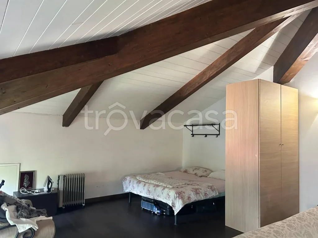 Chambres - Mansard Apartment with Solar Panels in Volpiano