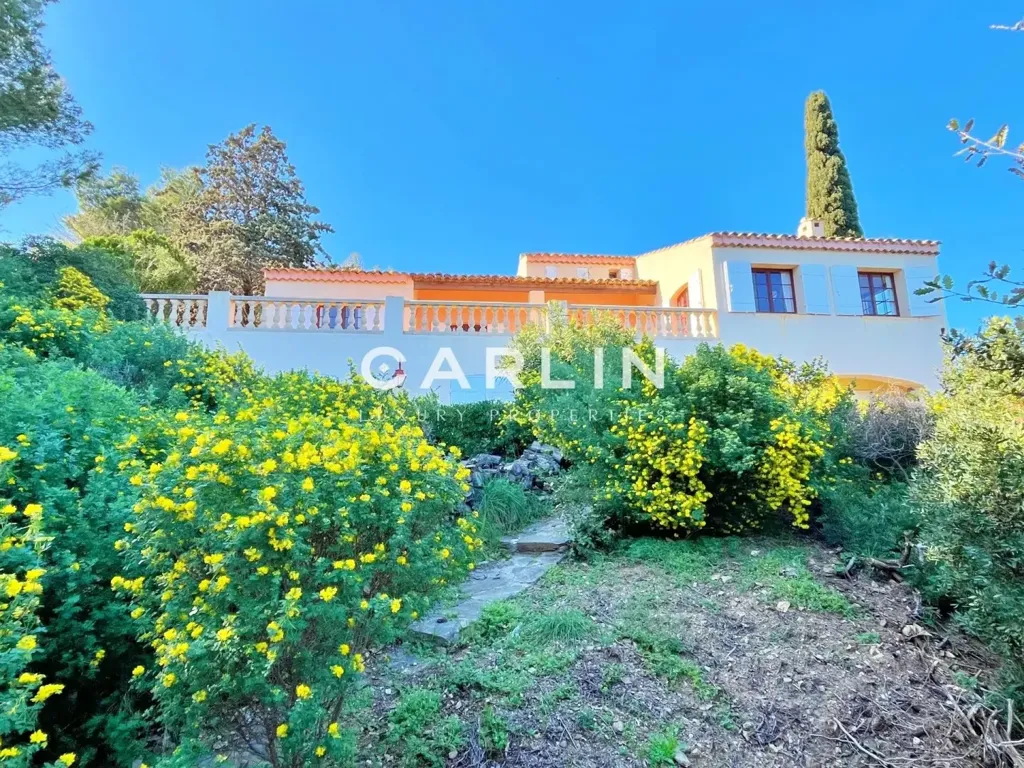 Välivaade - Luxury Villa with Sea Views in Ramatuelle