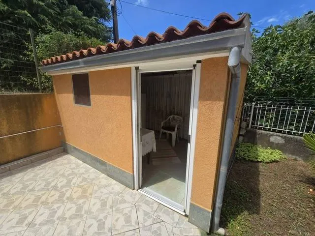 Terrass - Spacious 4-Bedroom Apartment with Terrace in Pula