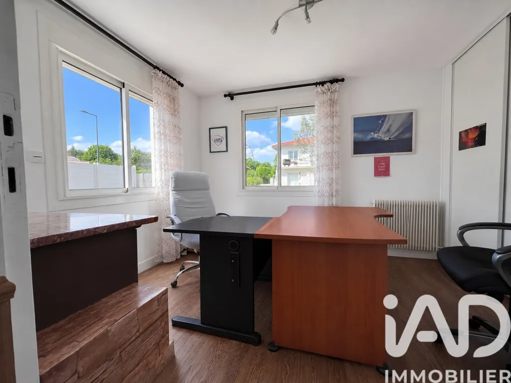 Kabinet - Traditional House with Garden in Blanquefort Centre