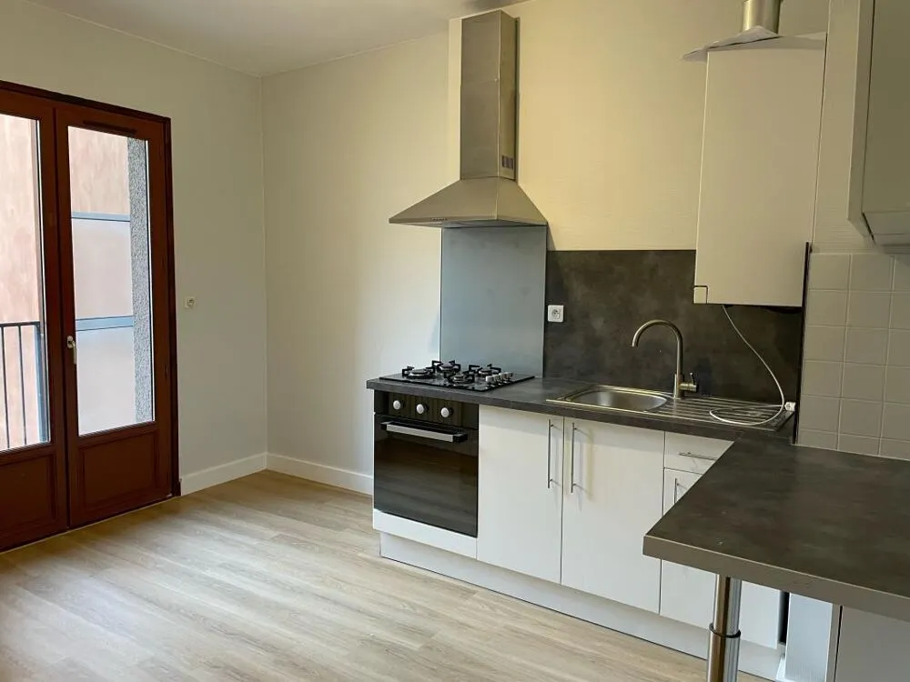 Köök - 2-Bedroom Apartment with Balcony in Rodez