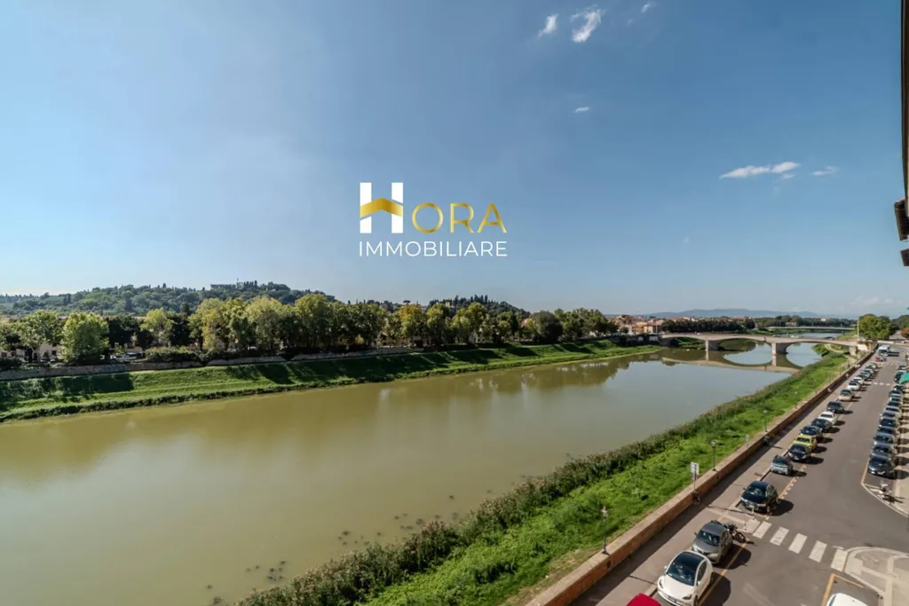 Luxurious Panoramic Apartment in Florence