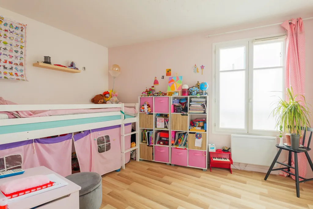Chambres - Duplex avec terrasse et balcon à Les Pavillons-sous-Bois