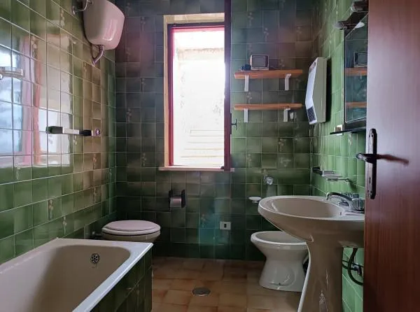 Badezimmer - Villa Apartment with Terrace in Bonifati