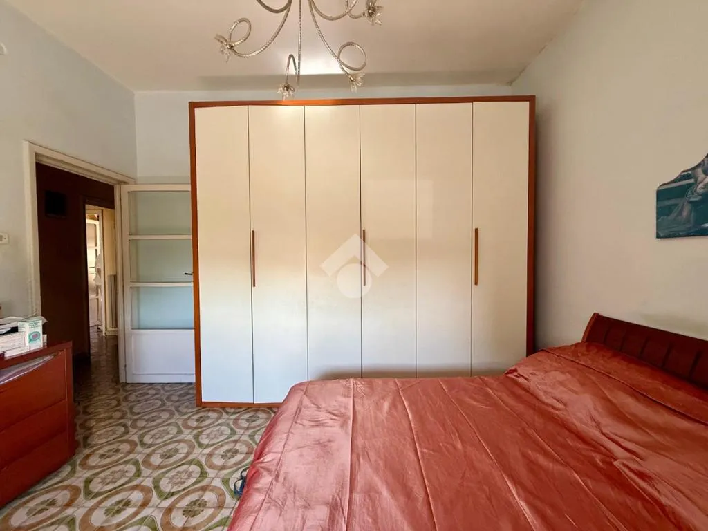 Chambres - 3-Room Apartment with Balcony in Bitonto