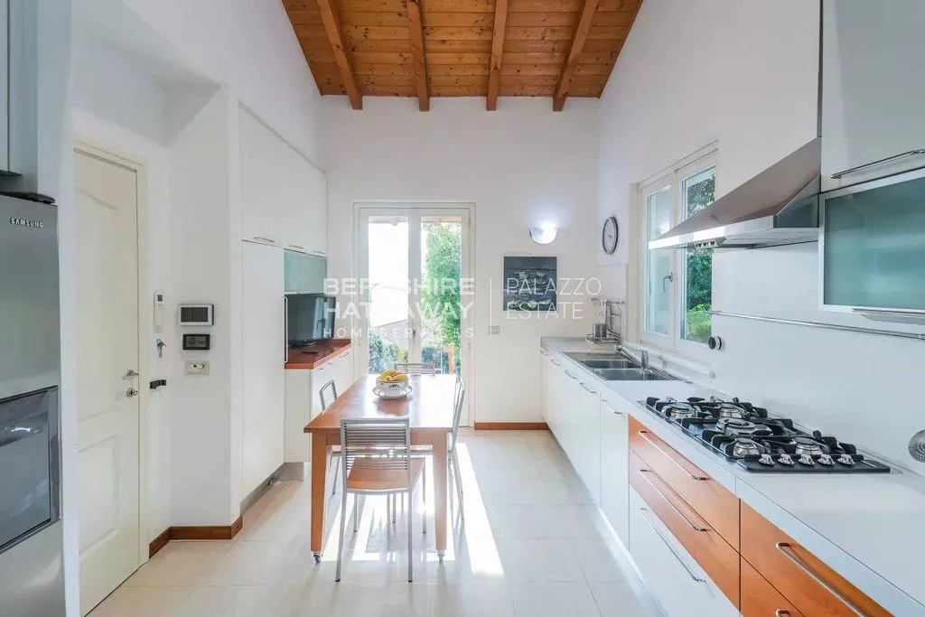Köök - Luxury Villa with Lake Views in Cernobbio