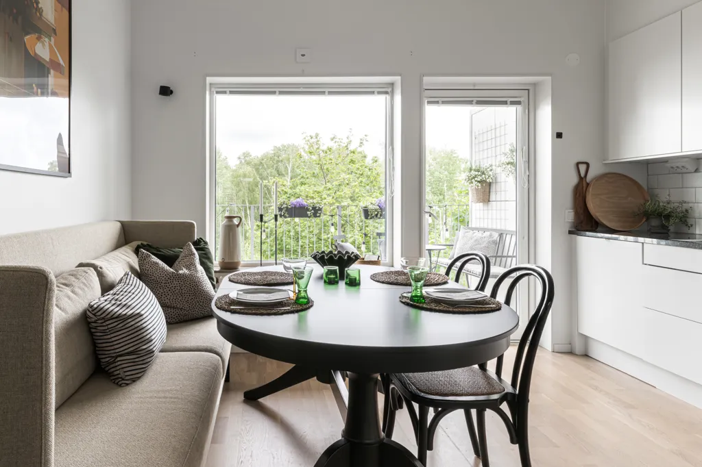 Söögituba - Bright Apartment with Balcony in Askim