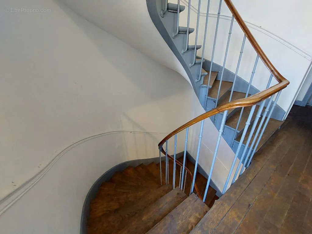 Rooms - Bright 2-Bedroom Flat in Pantin's Golden Triangle