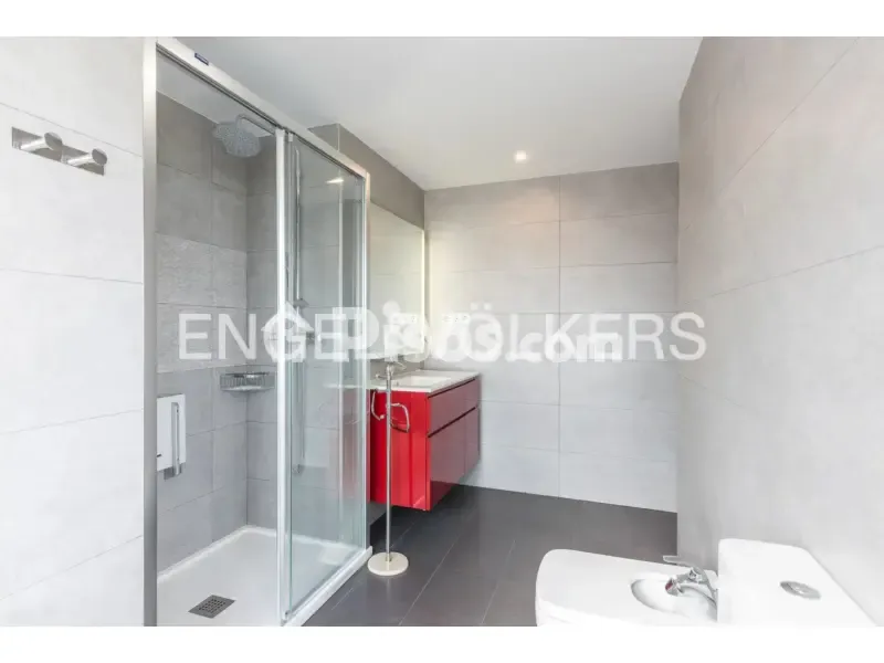 Salles de bain - Reformed Apartment with Pool in Salamanca