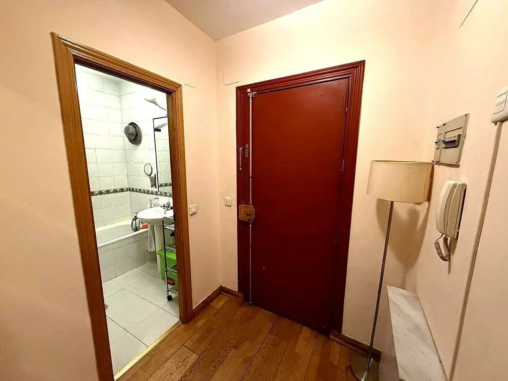 Modern Flat with Balcony in Argüelles, Madrid