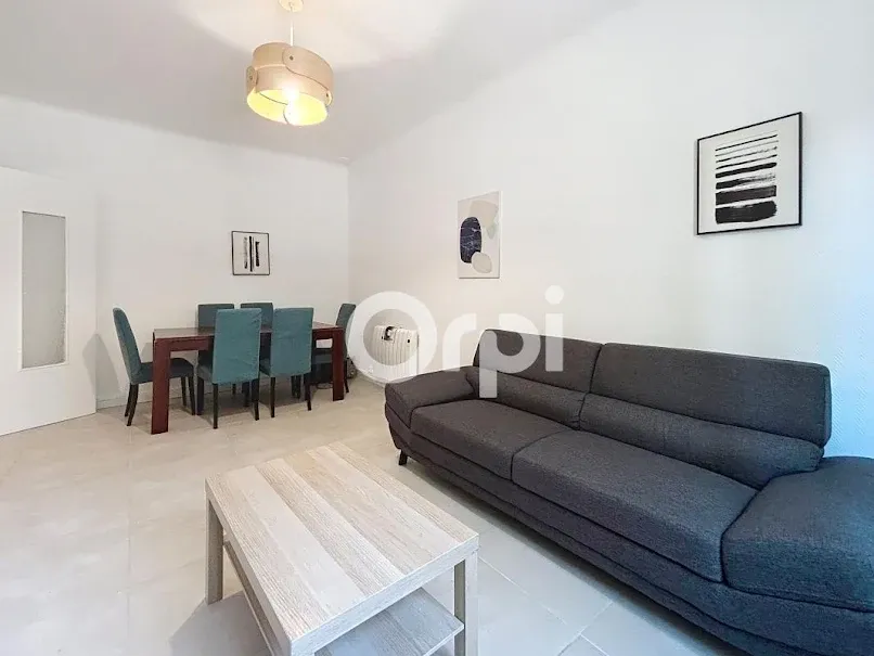Elutuba - Furnished Flat with Parking in Perpignan