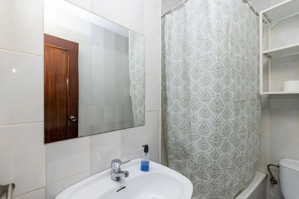 Salles de bain - 1-Bedroom Flat with Balcony in Albaicín
