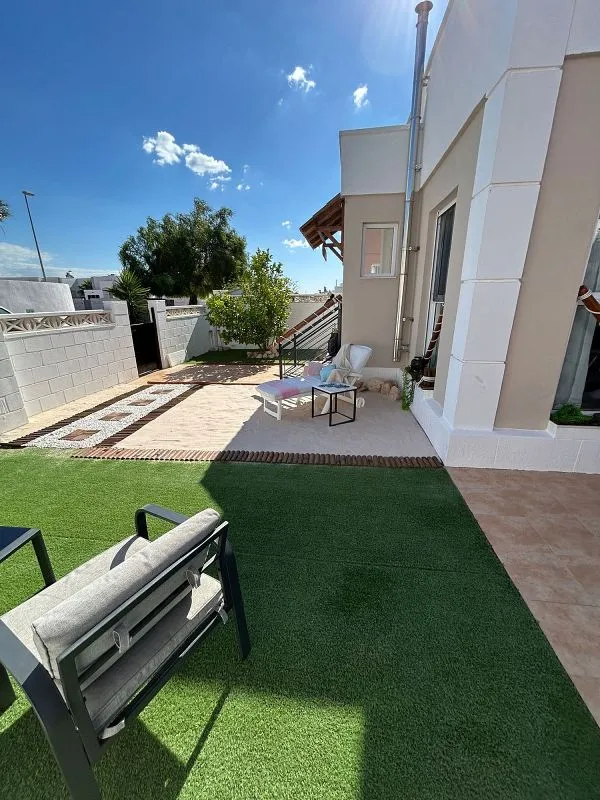 Terrace - 2-Bedroom House with Pool in Avileses
