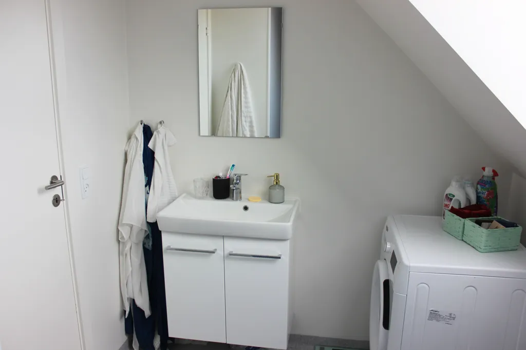 Vannitoad - Penthouse with Balcony near Vejle Centre